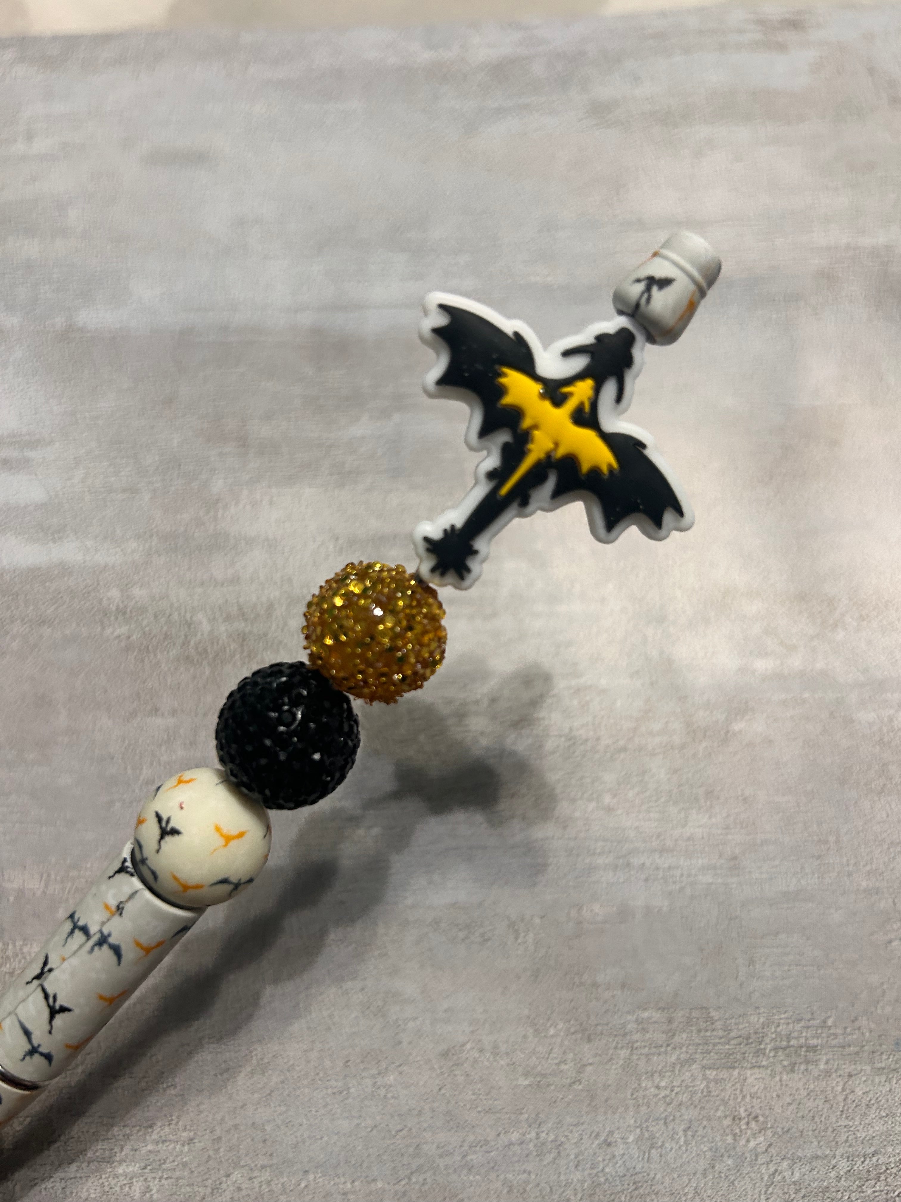 Gold and Black Dragon Pen